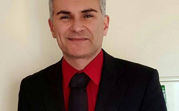 Alberto, recepcionista del Hotel San Juan de los Reyes